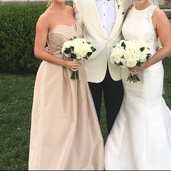 lulu kate Dresses & Skirts - Champagne strapless bridesmaid’s dress